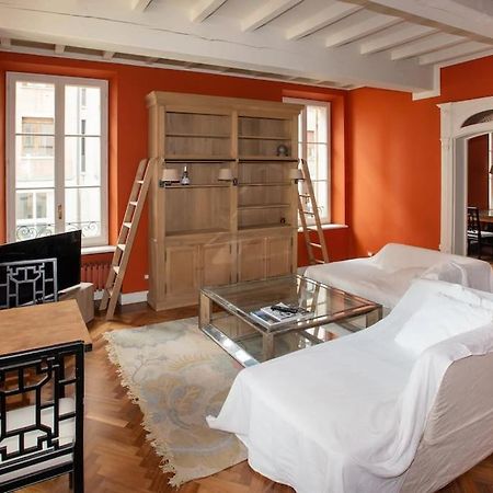 Charme And Relax In Downtown Parma Apartamento Exterior foto